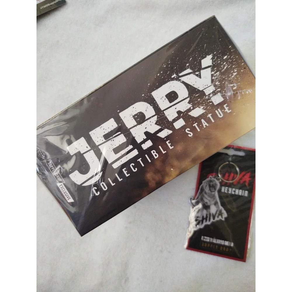 AMC TWD Walking Dead Supply Drop Jerry Collectible Statue & Shiva Keychain